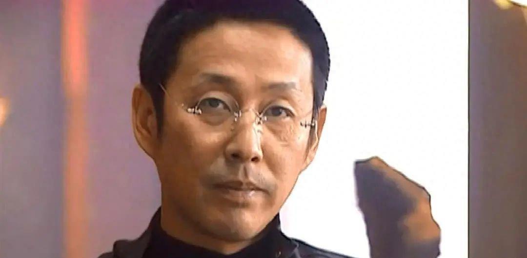 名字有黑暗的游戲_有沒有什么關(guān)于黑色的游戲名_游戲五黑名字