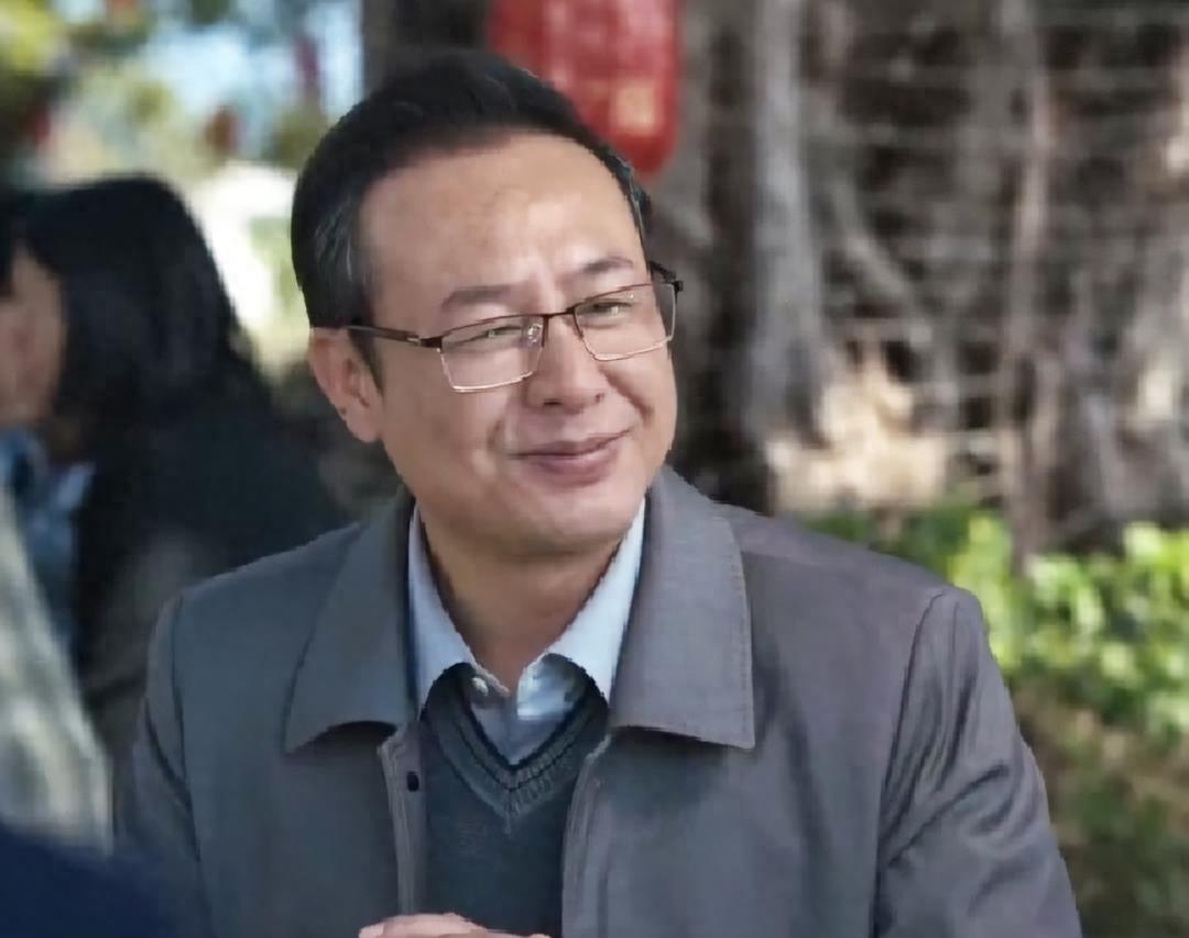 有沒有什么關(guān)于黑色的游戲名_名字有黑暗的游戲_游戲五黑名字