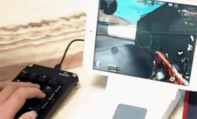 在手機上鼠標(biāo)怎么玩游戲_手機鼠標(biāo)玩游戲怎么解決視角_手機鼠標(biāo)打游戲