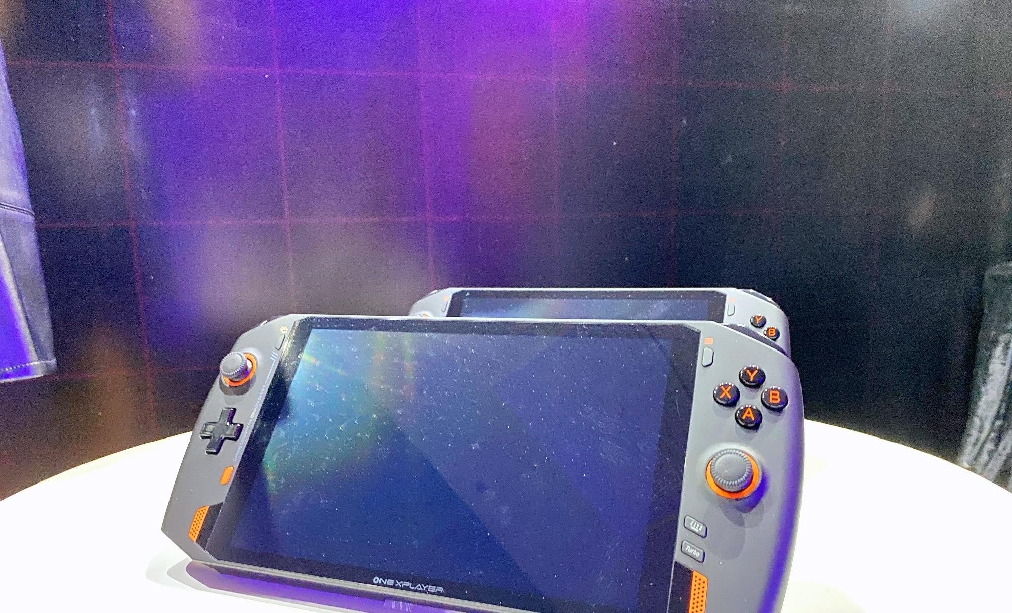 什么掌機(jī)可以玩電腦游戲_掌機(jī)玩電腦游戲可以嗎_掌機(jī)玩電腦游戲可以用手柄嗎