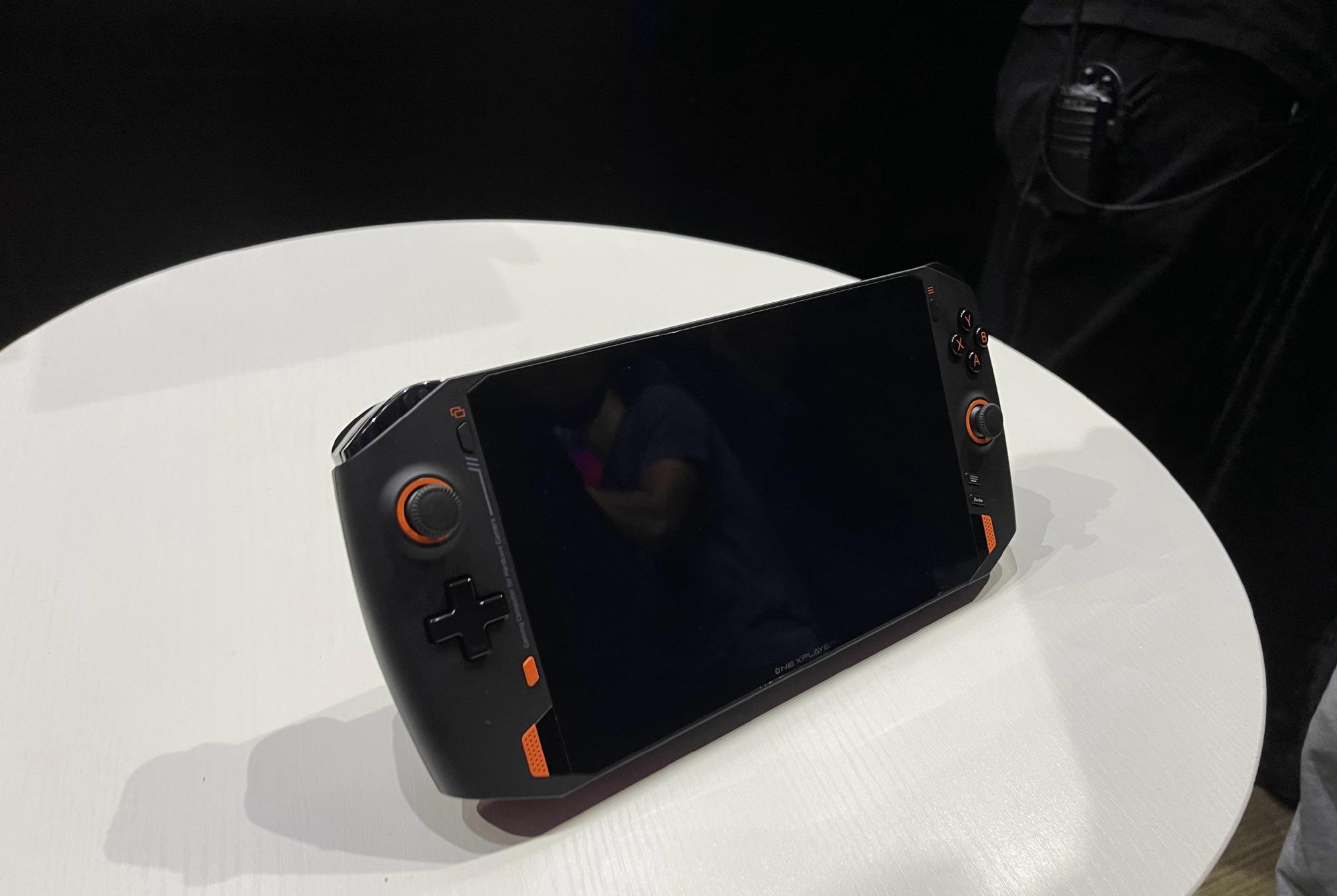 掌機(jī)玩電腦游戲可以用手柄嗎_什么掌機(jī)可以玩電腦游戲_掌機(jī)玩電腦游戲可以嗎